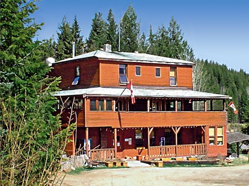 Helmcken Falls Lodge Cabin Rooms And Rv Park 克利尔沃特 外观 照片